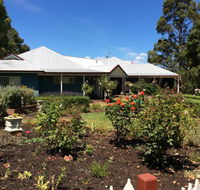 Crabapple Lane - Whitsundays Accommodation