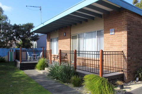 Cronulla Cottage @ Cape Woolamai - Whitsundays Accommodation 0