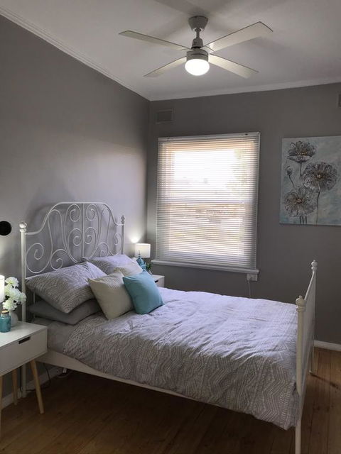 Cute And Cosy II - Events, Workers, Getaways. - Whitsundays Accommodation 1