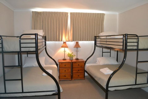Cypress Drive Town House - Whitsundays Accommodation 1