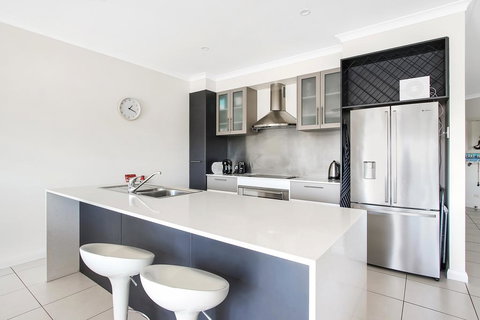 Cypress Townhouse 17 - Mulwala - Whitsundays Accommodation 1