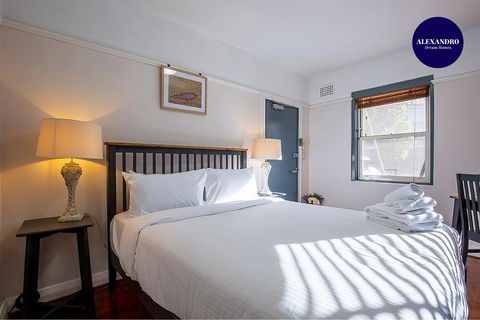 DARLINGHURST STUDIO // SHARED ROOFTOP SPACE - Whitsundays Accommodation 2