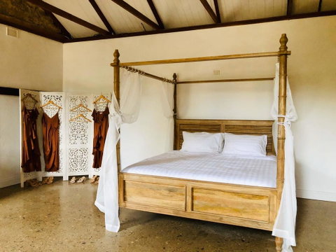 Dawesley Cottage - Whitsundays Accommodation 0