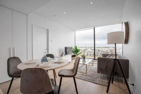 Delightful 2BR Riverview@Docklands - Whitsundays Accommodation 2