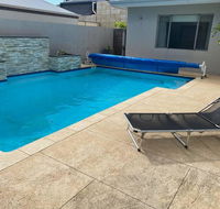 Delux Living in Wannanup - Whitsundays Accommodation