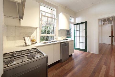 Divine Early-Sydney Home - The Rocks - Whitsundays Accommodation 2