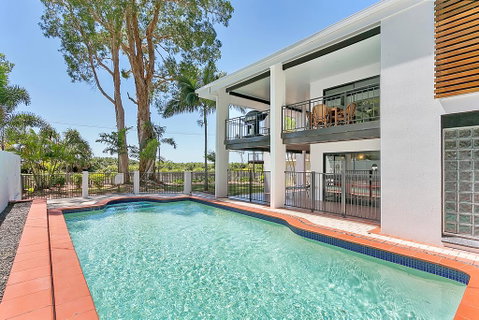 Dolce Vita - Whitsundays Accommodation 0