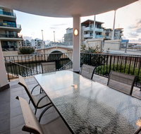 Dolphin Quay Apartment-3 Bedroom - Whitsundays Accommodation