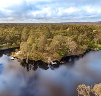Donnelly Lakes - Whitsundays Accommodation