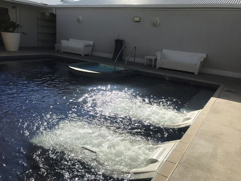 Dover Motel - Whitsundays Accommodation 1