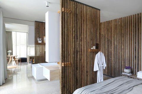 Drift House - Whitsundays Accommodation 1