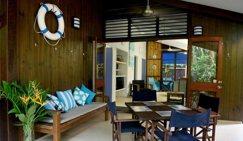 Driftwood - Whitsundays Accommodation 0