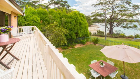 Driftwood Beachfront @ Vincentia - Whitsundays Accommodation 0