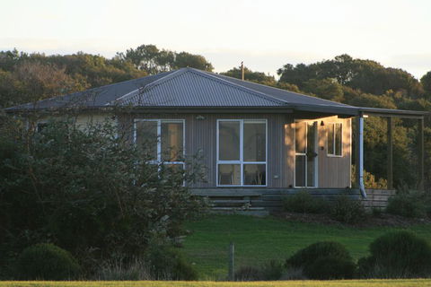 Driftwood Villas - Whitsundays Accommodation 2