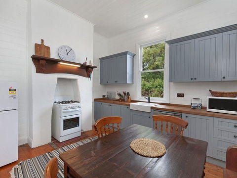 EAMONT ON SACKVILLE - Whitsundays Accommodation 2