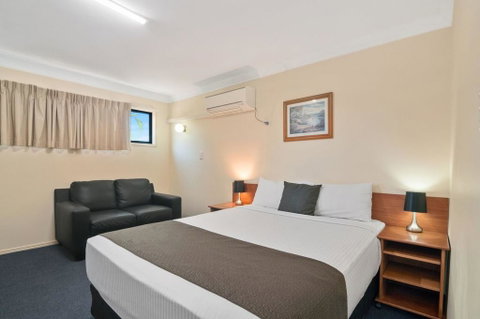 Econo Lodge Waterford - Whitsundays Accommodation 2