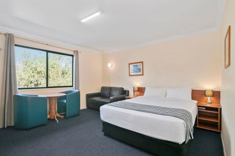 Econo Lodge Waterford - Whitsundays Accommodation 1