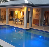 Eden Trinity Beach Lagoon Front House - Whitsundays Accommodation