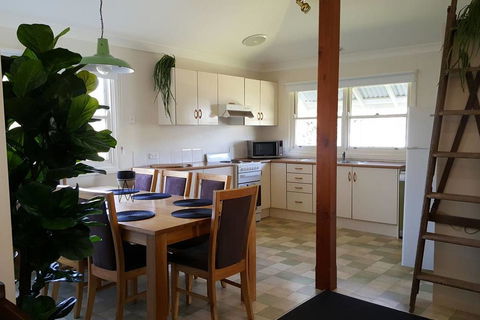 Edward Lane Apt3 - Whitsundays Accommodation 0