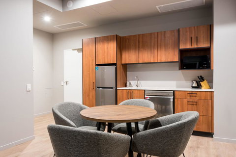 Elite Gold Coast - Whitsundays Accommodation 3