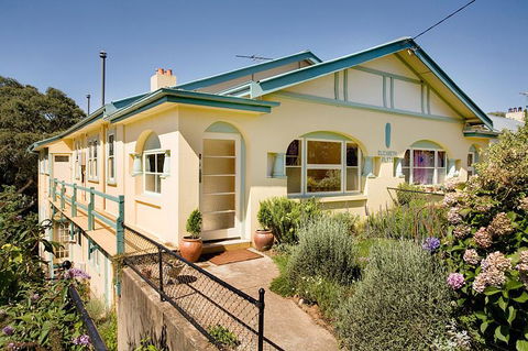 Elizabeth Flats - Whitsundays Accommodation 1