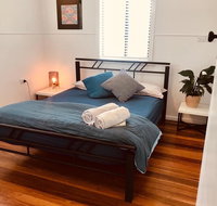 Ella May Holiday Flats - Whitsundays Accommodation