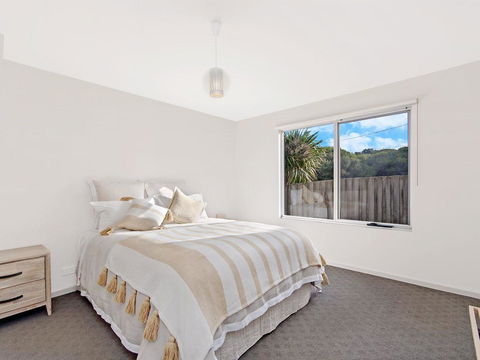 ESCAPE 2 BROPHY - Whitsundays Accommodation 2