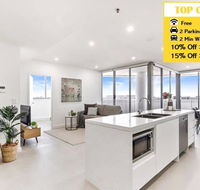 ESQ Astonishing 3BD Apartment 1 min from Train Station - Whitsundays Accommodation