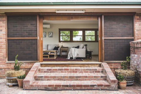 Eurunderee House - Whitsundays Accommodation 1