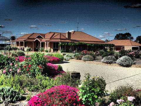 Fairways Bed & Breakfast At Jerilderie - Whitsundays Accommodation 3