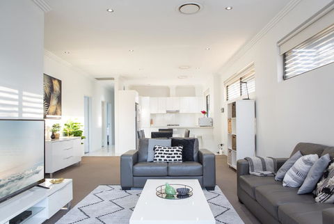 Family Size Apartment Close To Westmead Hospital - Whitsundays Accommodation 0
