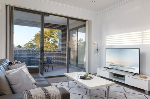 Family Size Apartment Close To Westmead Hospital - Whitsundays Accommodation 2