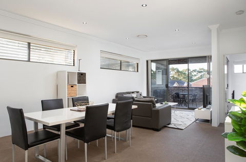Family Size Apartment Close To Westmead Hospital - Whitsundays Accommodation 1
