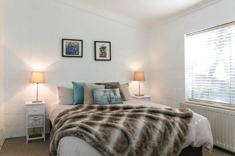 Feathertop Alpine Lodge - Whitsundays Accommodation 3