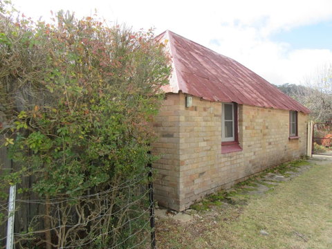 Fernbrook Cottage - Whitsundays Accommodation 3