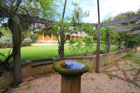 Fitzroy Inn Historic Retreat Mittagong - Whitsundays Accommodation 0