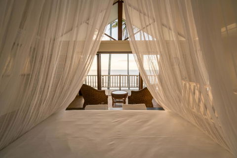 Frangipani Beach House - Newell Beach - Whitsundays Accommodation 1