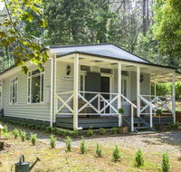 Franklin - An Escape to the Country - Whitsundays Accommodation