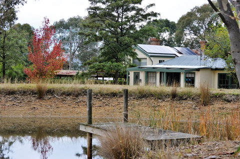 Friends In Harcourt North - Whitsundays Accommodation 3