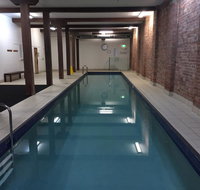 Frisco Apartments - Whitsundays Accommodation