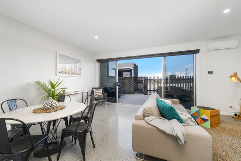G149 - Apt 2 - Whitsundays Accommodation 2