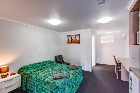 Galaxy Mackay Motor Inn - Whitsundays Accommodation 2