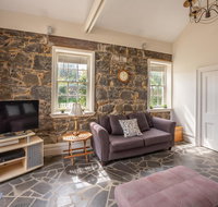 Georgia - Whitsundays Accommodation