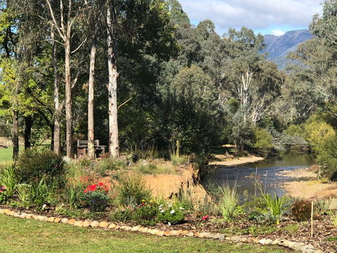 GGs By The River - Whitsundays Accommodation 2