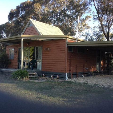 Glenfield Cottage - Whitsundays Accommodation 3