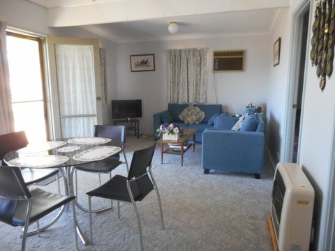 Glenfield Cottage - Whitsundays Accommodation 0