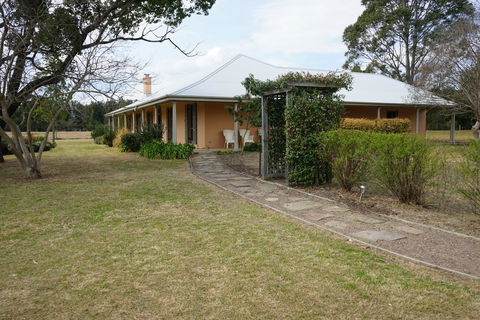 Glenmore Country Estate - Whitsundays Accommodation 2