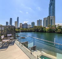 Gold Coast Private Homes - Waterfront Villas Paradise Island