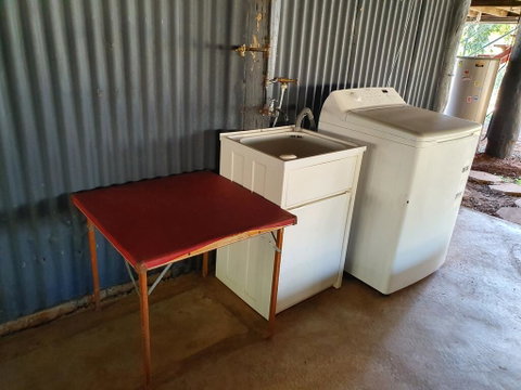 Golden Mt Rest On James - Whitsundays Accommodation 2