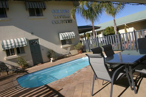 Golden Rivers Holiday Apartments - Whitsundays Accommodation 0